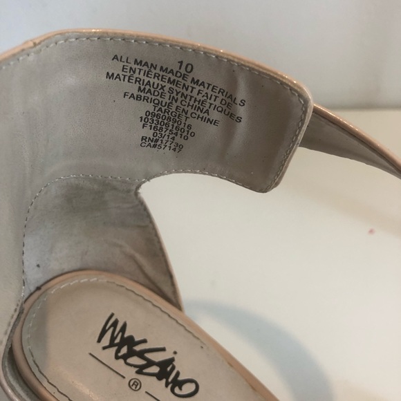 Heels - Picture 3 of 4